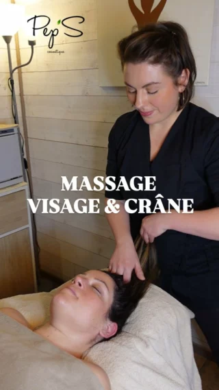 🌿Massage Visage & Crâne🌿

Le massage du visage et du crâne est un soin profondément relaxant permettant une libération immédiate du stress et des tensions. 😮‍💨

Un massage à base de mouvements doux et plus appuyés sur le visage, la nuque et le cuir chevelu.💆

Découvrez ses bienfaits :
✨Apaisement
✨Elimine le stress
✨Améliore la qualité du sommeil
✨Elimine les tensions musculaires
✨Soulage les maux de tête
✨Déconnexion

Pep'Sment vôtre...

Laure & Lucie 🌿

Disponible en 25min ou en version plus approfondie de 45min ⏳

Réservez dès maintenant ! 🗓

💻www.pepscosmetique.fr
☎06.78.07.26.74
📩peps.cosmetique@lilo.org
📍20 rue Sadi Carnot, Pont-Audemer 27500

#bienetreaunaturel #institutdebienetre #soindesoi #detenteetbienetre #massagecranien #massagebienetre